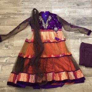 Net top with duppatta and legging